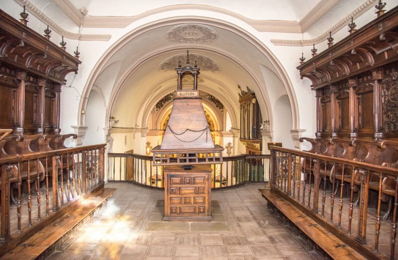 Coro de la Colegiata en la Abadía del Sacromonte.